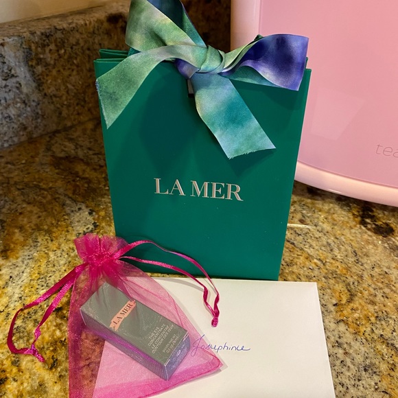 Meet Your Posher - Picture 9 of 10